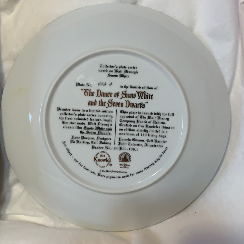 PLATE #1 Knowles The Dance Of Snow White & Seven Dwarf’s Collectible Plate - Picture 2 of 8